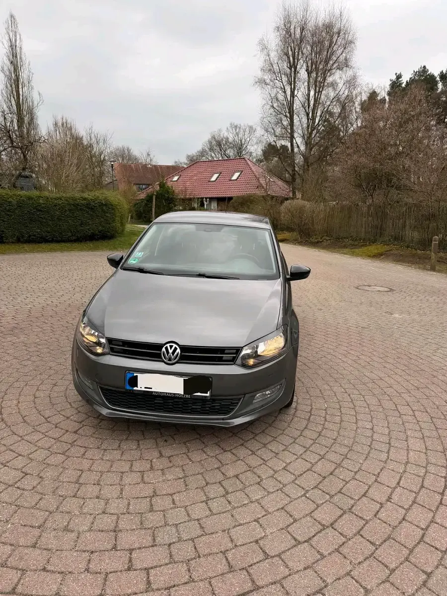 Gebraucht VW Polo Style 86 PS (63 kW) 2011 Grau Kleinwagen