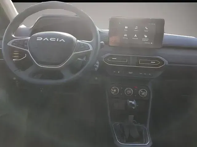 Neu Dacia Jogger Extreme 141 PS (103 kW) 2025 Grau Van / Kleinbus