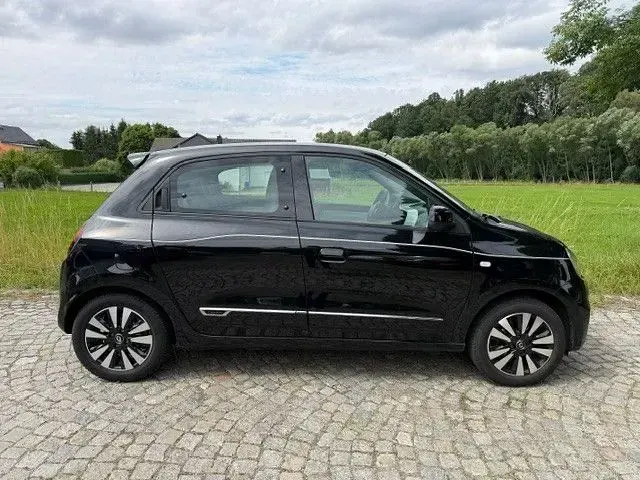 Gebraucht Renault Twingo Intens 92 PS (67 kW) 2020 Sternenschwarz Kleinwagen