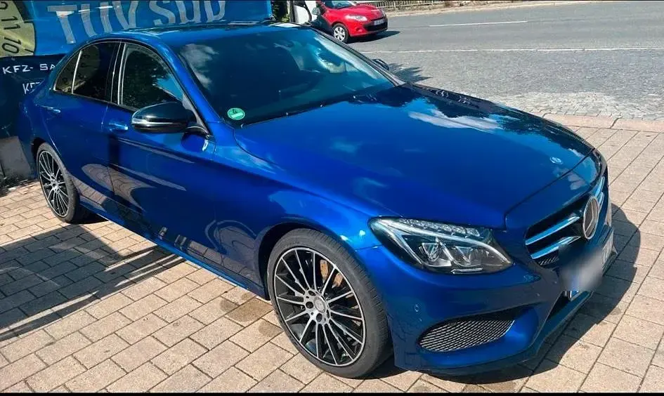 Gebraucht Mercedes C300 204 PS (150 kW) 2016 Blau Limousine