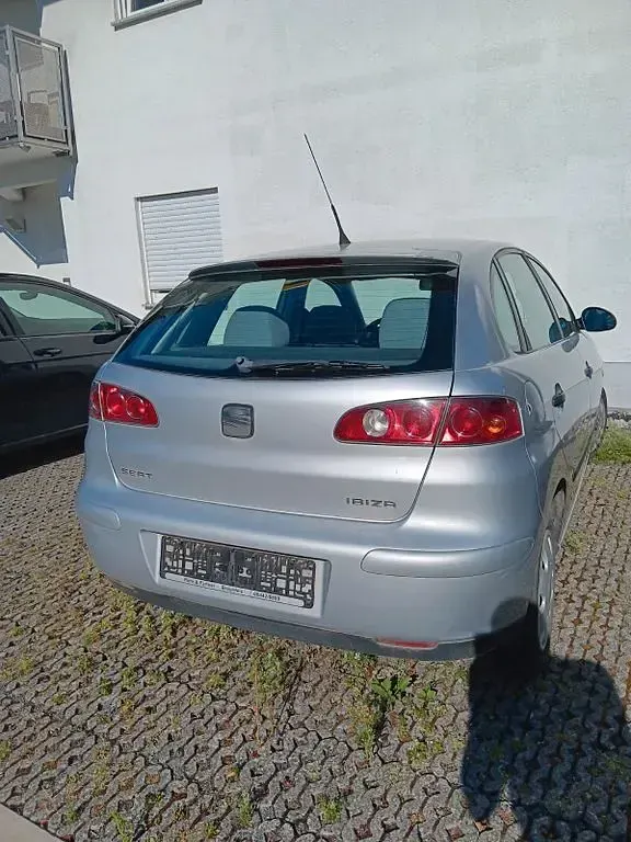 Gebraucht Seat Ibiza Sport 75 PS (55 kW) 2002 Silber Kleinwagen