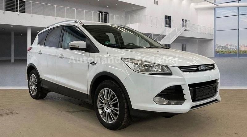 Gebraucht Ford Kuga Titanium 150 PS (110 kW) 2014 Weiß SUV