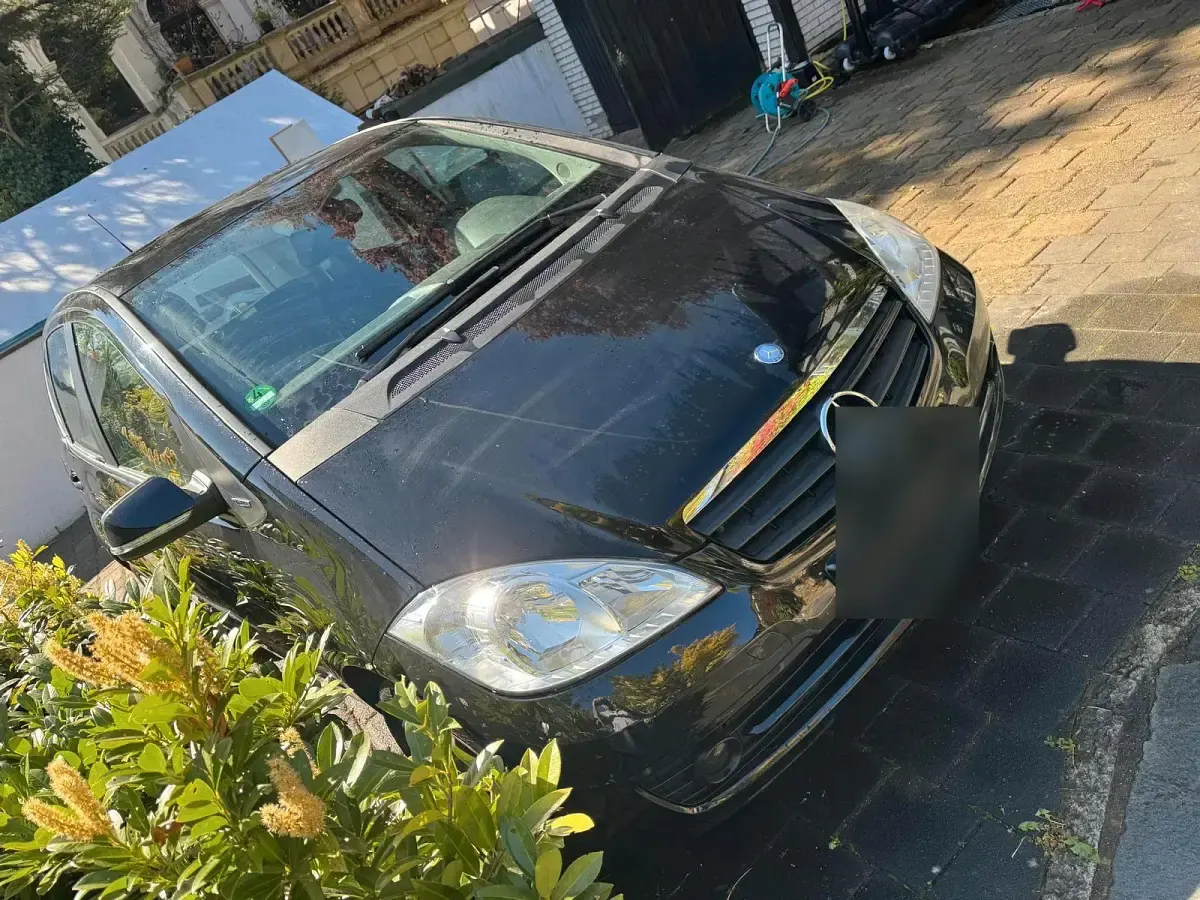 Gebraucht Mercedes A150 95 PS (69 kW) 2009 Schwarz Kleinwagen