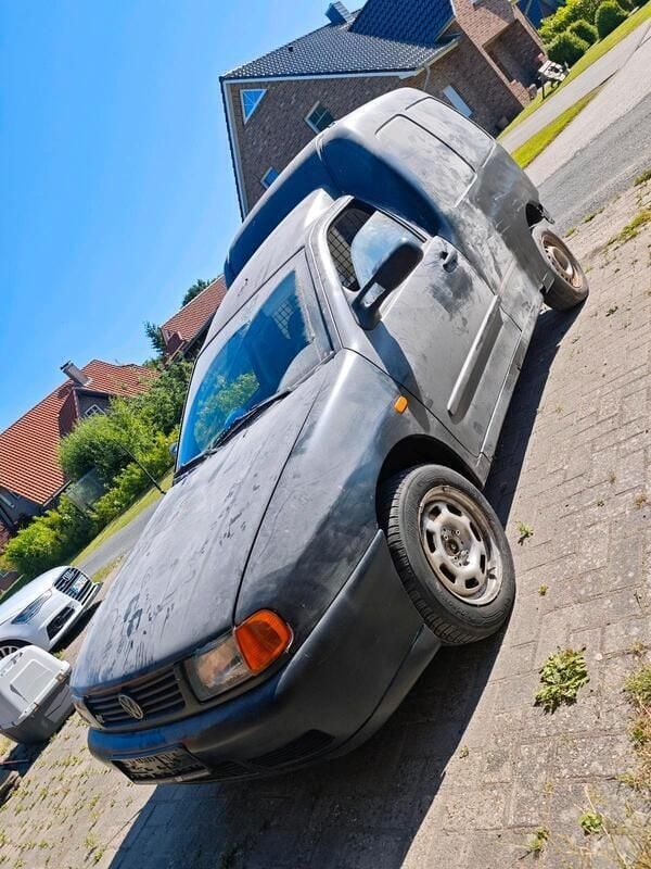 Schwarz Gebraucht 2000 VW Caddy Van / Kleinbus | 500 € (Superpreis) - Bild 1/4
