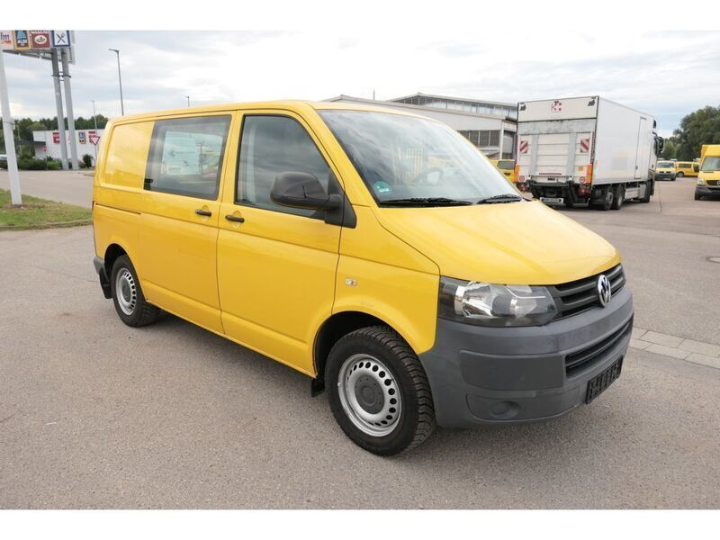 Gebraucht VW T5 84 PS (61 kW) 2011 Ginstergelb r1032 Van