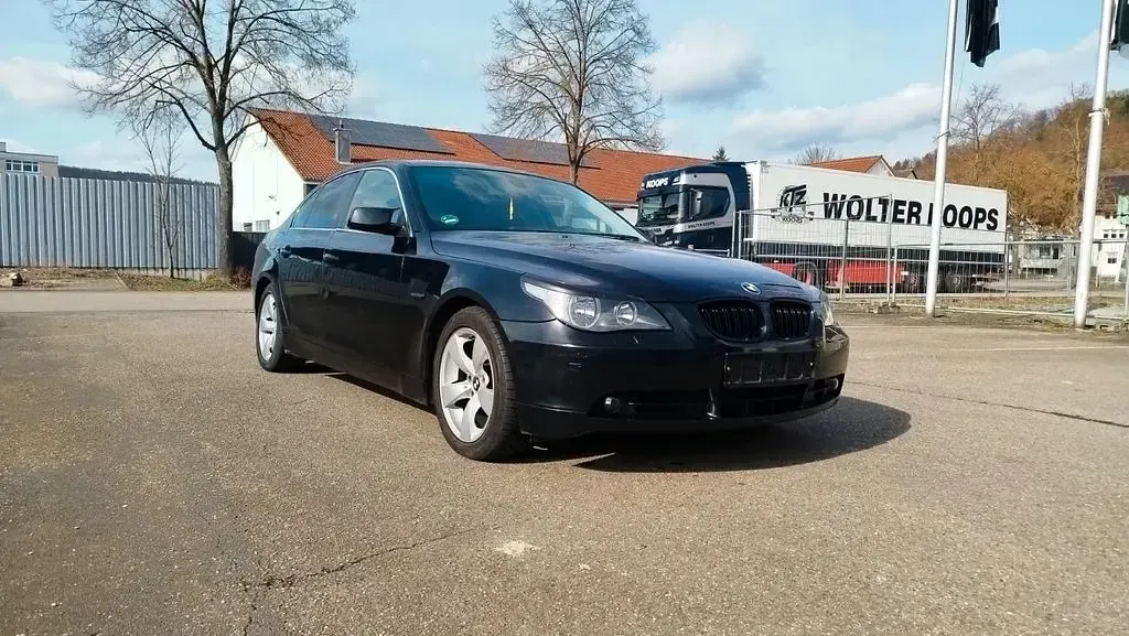 Gebraucht BMW 525 177 PS (130 kW) 2005 Schwarz Limousine