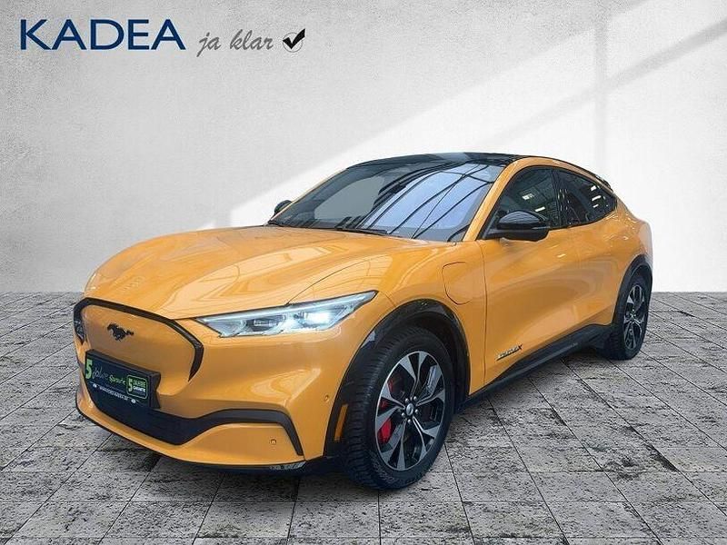 Gebraucht Ford Mustang Mach-E Premium 275 kW (375 PS) 2022 Cyber orange SUV