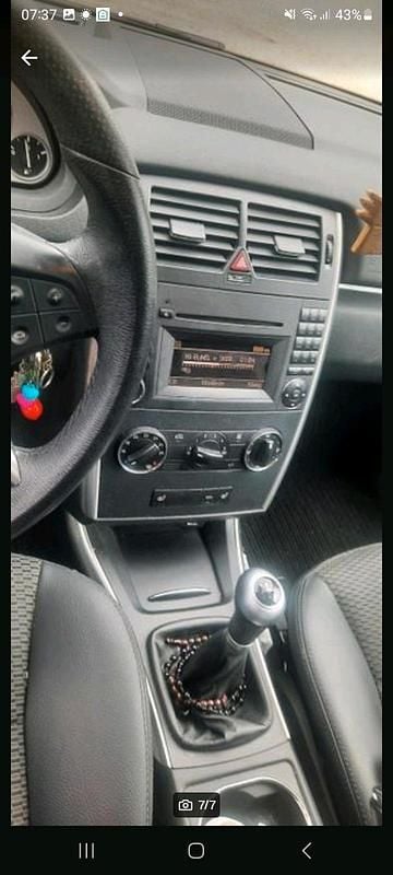 Gebraucht Mercedes B160 95 PS (69 kW) 2011 Grau Van / Kleinbus