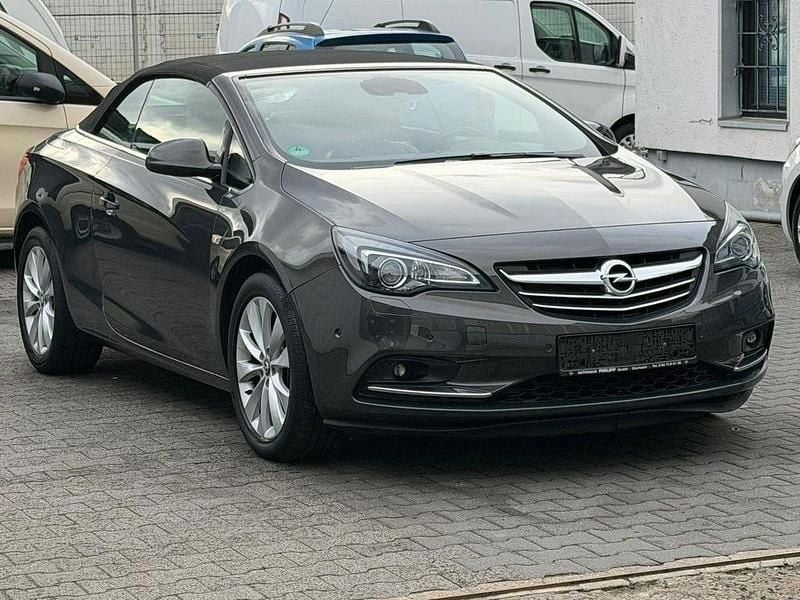 Gebraucht Opel Cascada Innovation 165 PS (121 kW) 2013 Grau Cabrio
