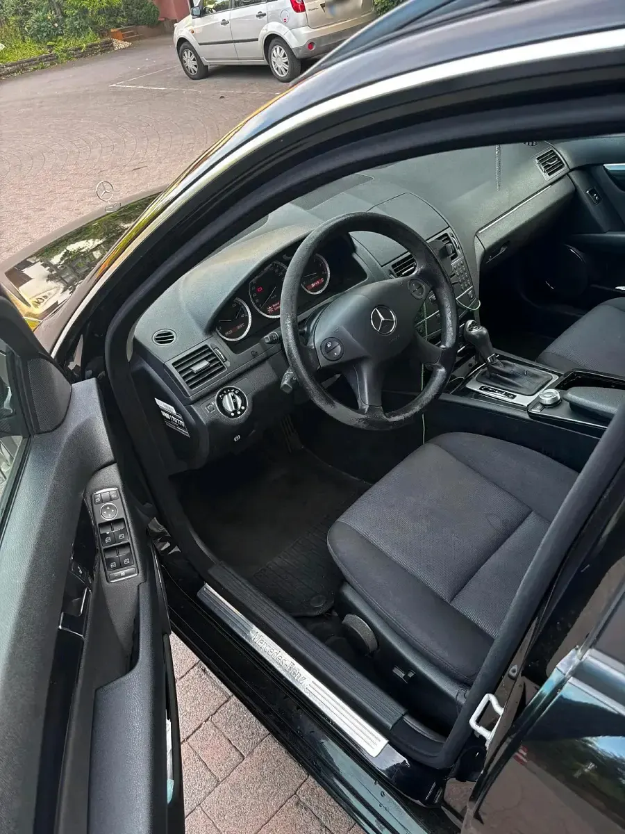 Gebraucht Mercedes C200 136 PS (100 kW) 2008 Schwarz Kombi