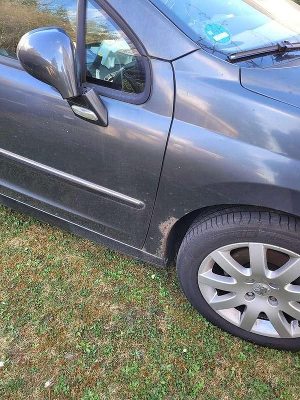 Gebraucht Peugeot 207 CC Allure 111 PS (81 kW) 2012 Grau Cabrio