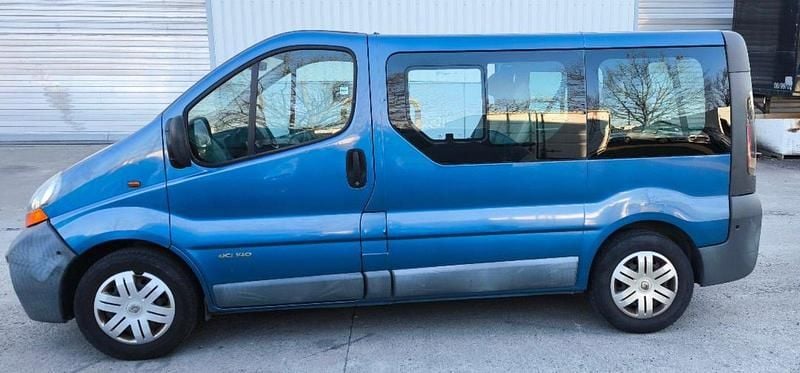 Gebraucht Renault Trafic 135 PS (99 kW) 2005 Blau Van / Kleinbus