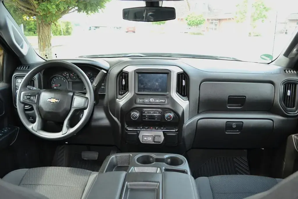 Gebraucht Chevrolet Silverado 314 PS (230 kW) 2022 Schwarz SUV