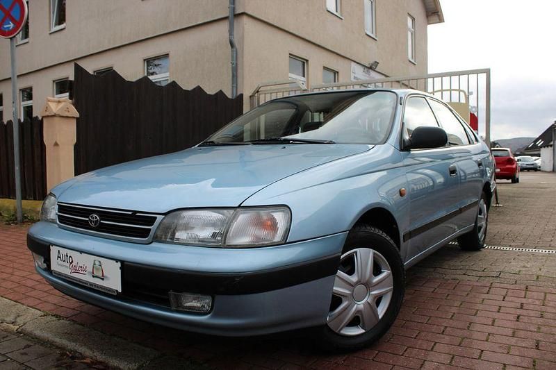 Blau Gebraucht 1993 Toyota Carina Limousine | 5.999 € - Bild 1/4