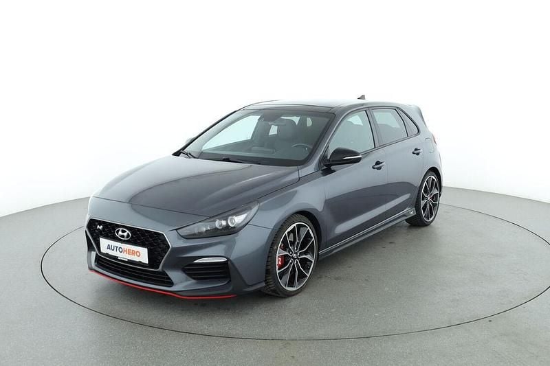 Grau Gebraucht 2018 Hyundai i30 N Performance Limousine | 19.220 € (Guter Preis) - Bild 1/3