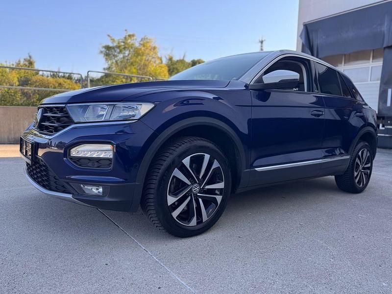 Blau Gebraucht 2020 VW T-Roc IQ Drive SUV | 17.999 € (Guter Preis) - Bild 1/4