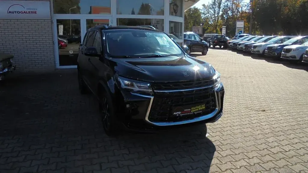 Neu DFSK Forthing 3 163 PS (119 kW) 2026 Schwarz SUV