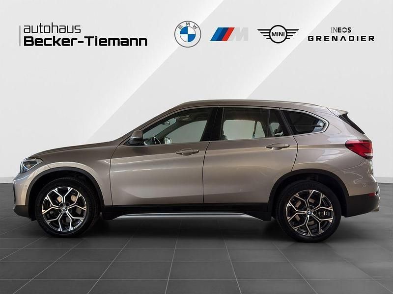 Gebraucht BMW X1 xLine 178 PS (130 kW) 2021 Kaschmirsilber SUV