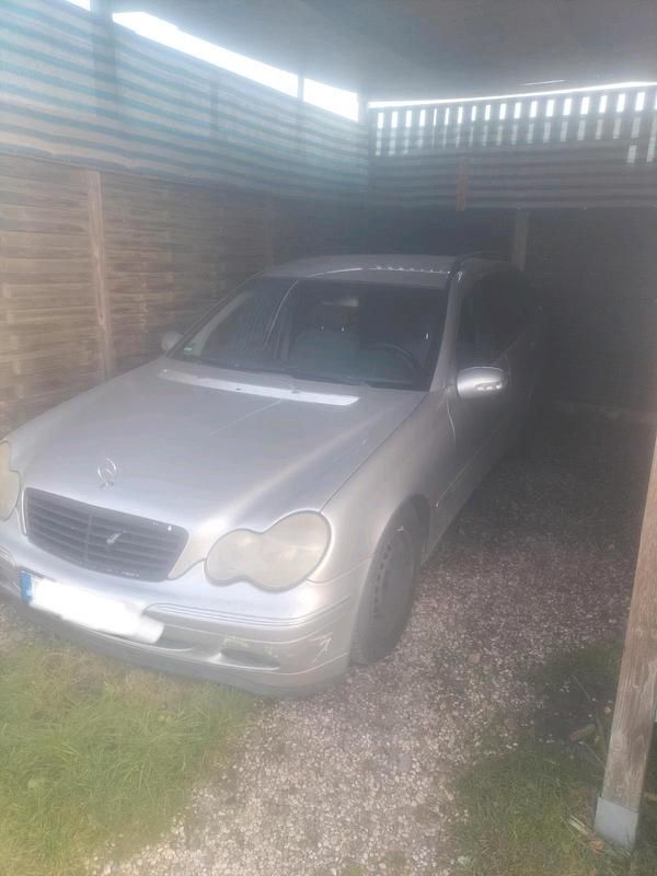 Silber Gebraucht 2002 Mercedes C200 Kombi | 950 € (Guter Preis) - Bild 1/4