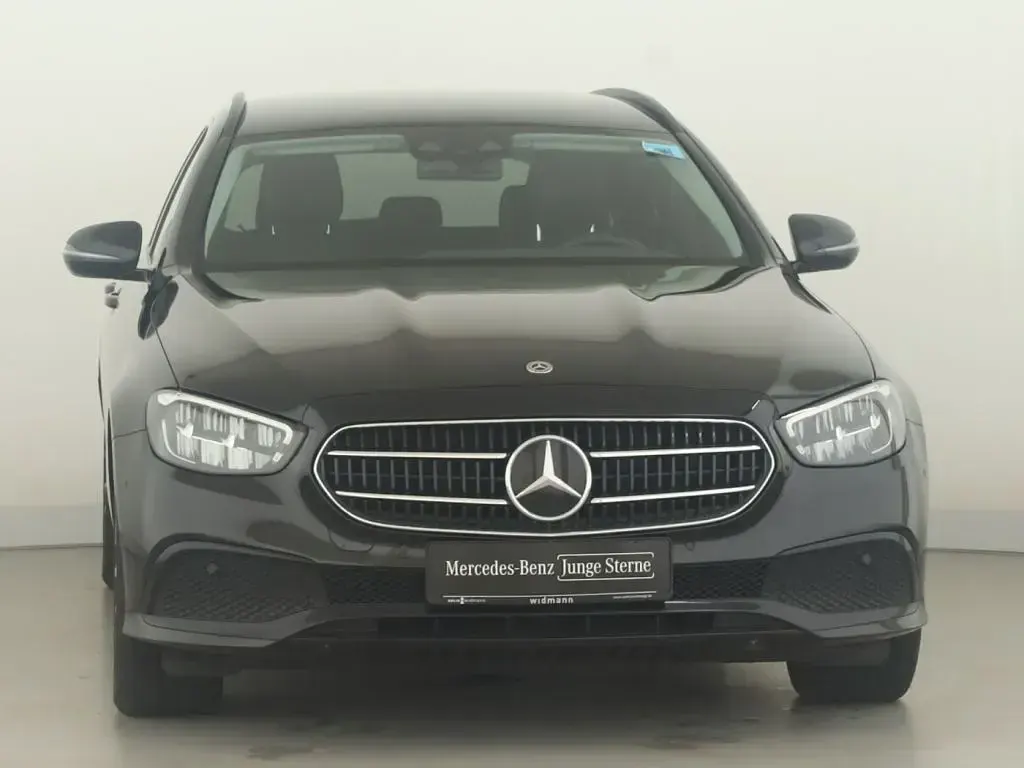 Gebraucht Mercedes 300 265 PS (194 kW) 2022 Obsidianschwarz (metallic) Kombi