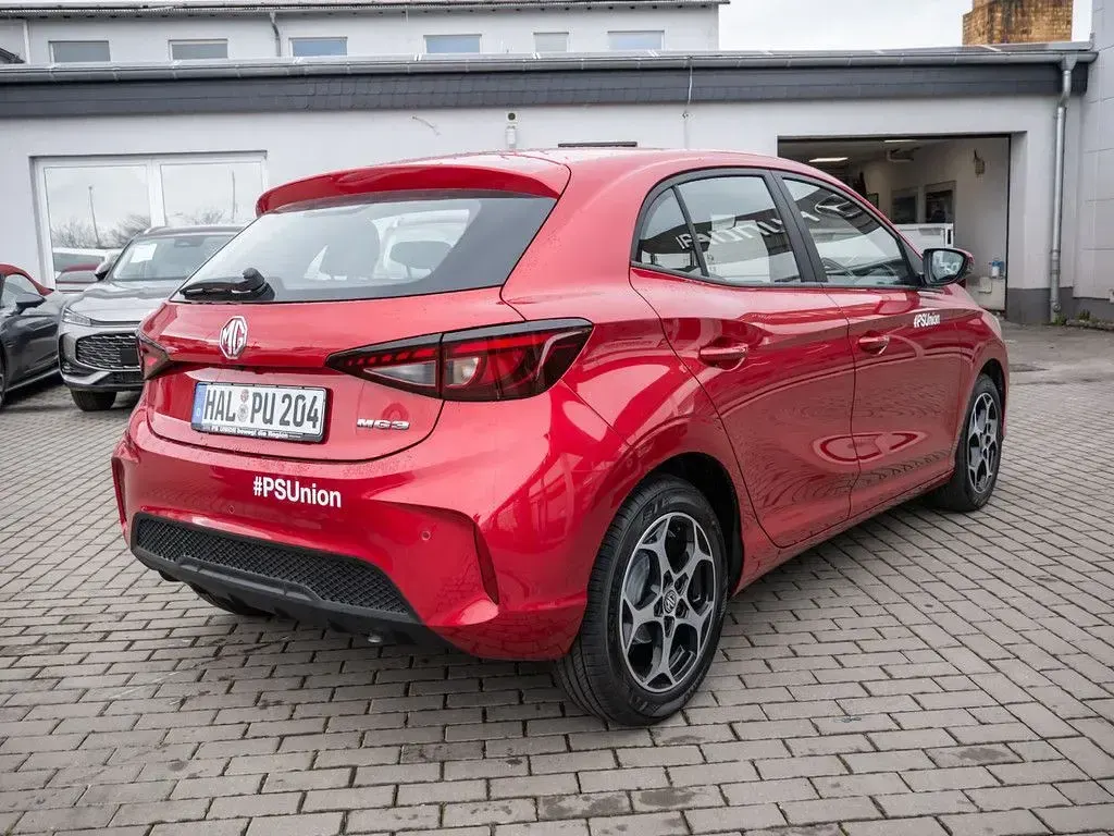 Gebraucht MG MG3 Comfort 102 PS (75 kW) 2025 Rot Kleinwagen