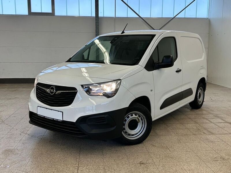 Weiß Gebraucht 2020 Opel Combo Van / Kleinbus | 12.950 € (Superpreis) - Bild 1/4