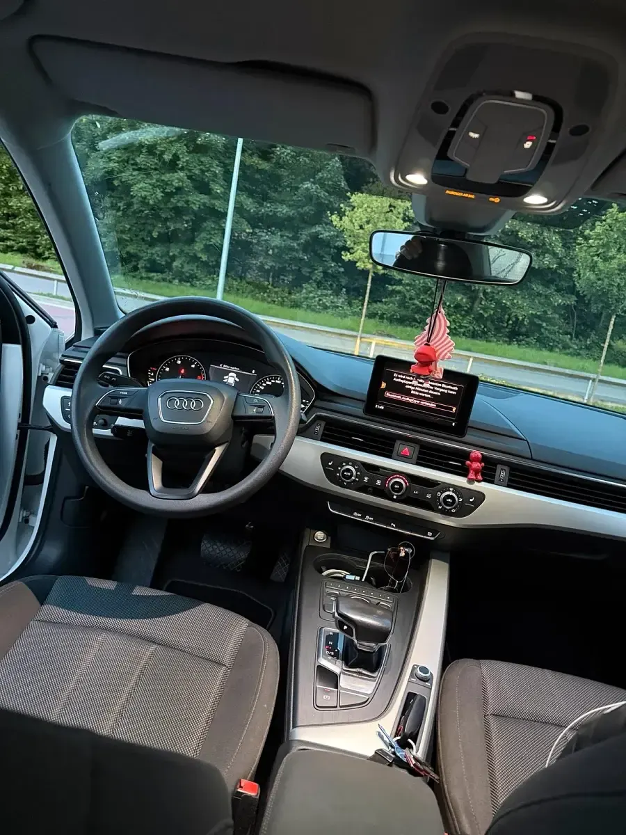 Gebraucht Audi A4 Design 150 PS (110 kW) 2016 Limousine