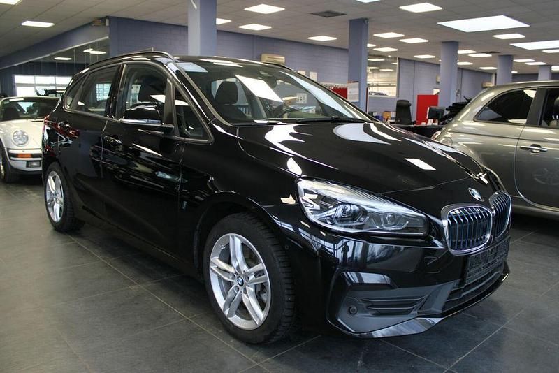Gebraucht BMW 225 Active Tourer Advantage 136 PS (100 kW) 2018 Schwarz Van / Kleinbus