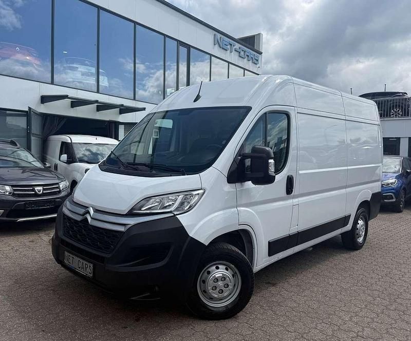 Weiß Gebraucht 2023 Citroën Jumper Van / Kleinbus | 21.950 € (Superpreis) - Bild 1/3