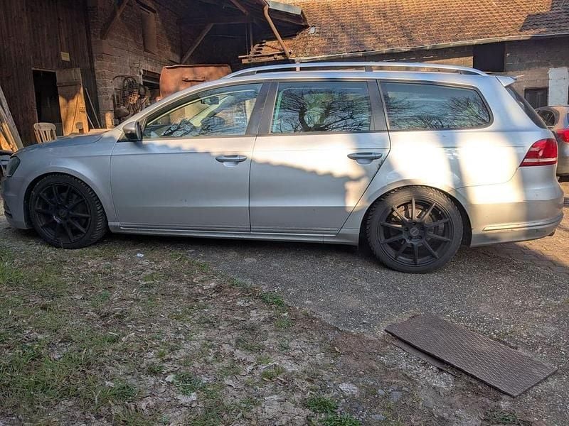 Gebraucht VW Passat R-line 170 PS (125 kW) 2012 Silber Limousine