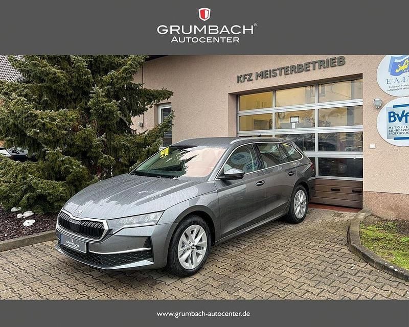 Neu Skoda Octavia 150 PS (110 kW) 2026 M3 metal grey metallic Kombi