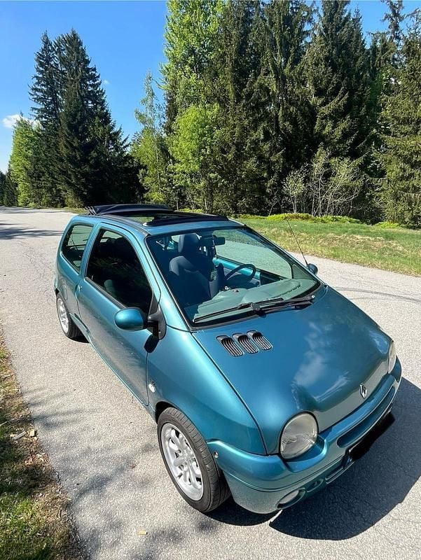 Blau Gebraucht 2004 Renault Twingo Kleinwagen | 2.000 € (Etwas zu teuer) - Bild 1/4