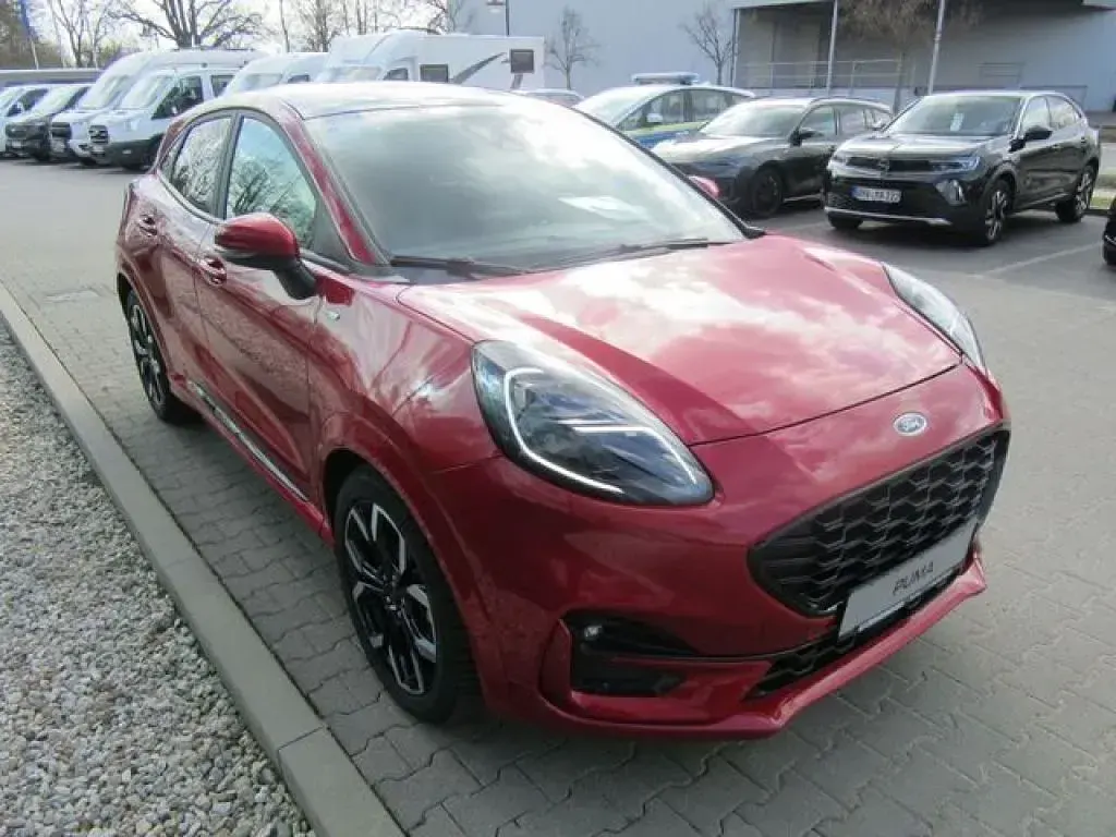 Gebraucht Ford Puma 155 PS (114 kW) 2024 Fantastic red met. (metallic) SUV