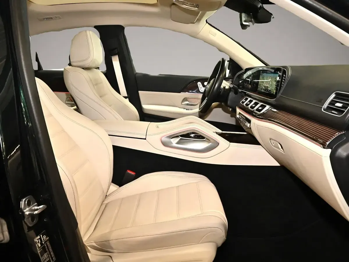 Gebraucht Mercedes GLE350 272 PS (200 kW) 2024 Grün SUV