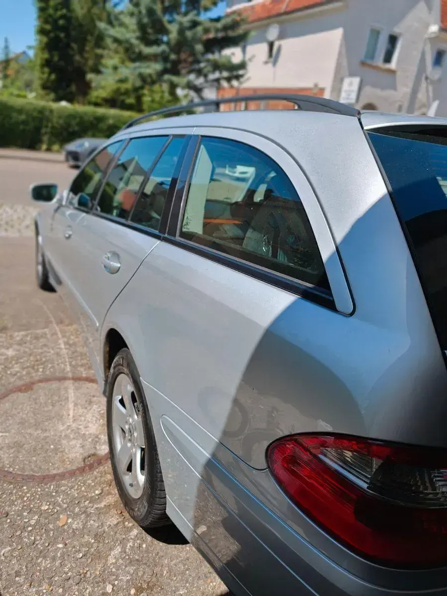 Gebraucht Mercedes E320 Avantgarde 224 PS (164 kW) 2008 Kombi