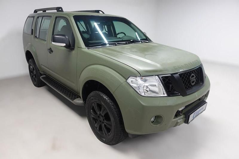 Gebraucht Nissan Pathfinder 190 PS (139 kW) 2014 Grün (folie) schwarz (lack) SUV