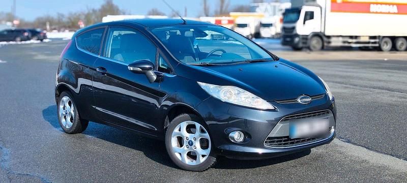 Gebraucht Ford Fiesta 60 PS (44 kW) 2009 Schwarz Kleinwagen