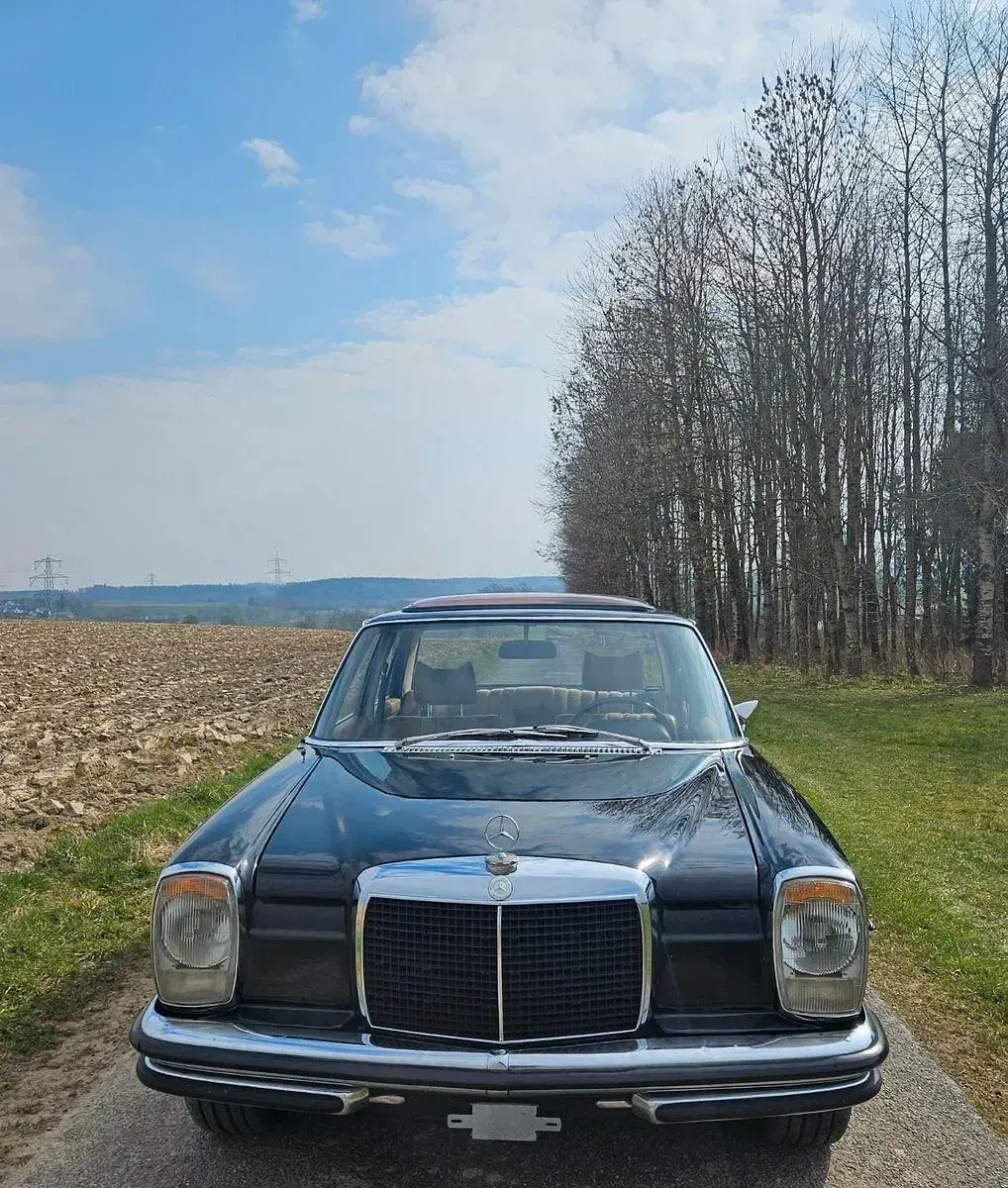 Gebraucht Mercedes E280 186 PS (136 kW) 1972 Schwarz Limousine