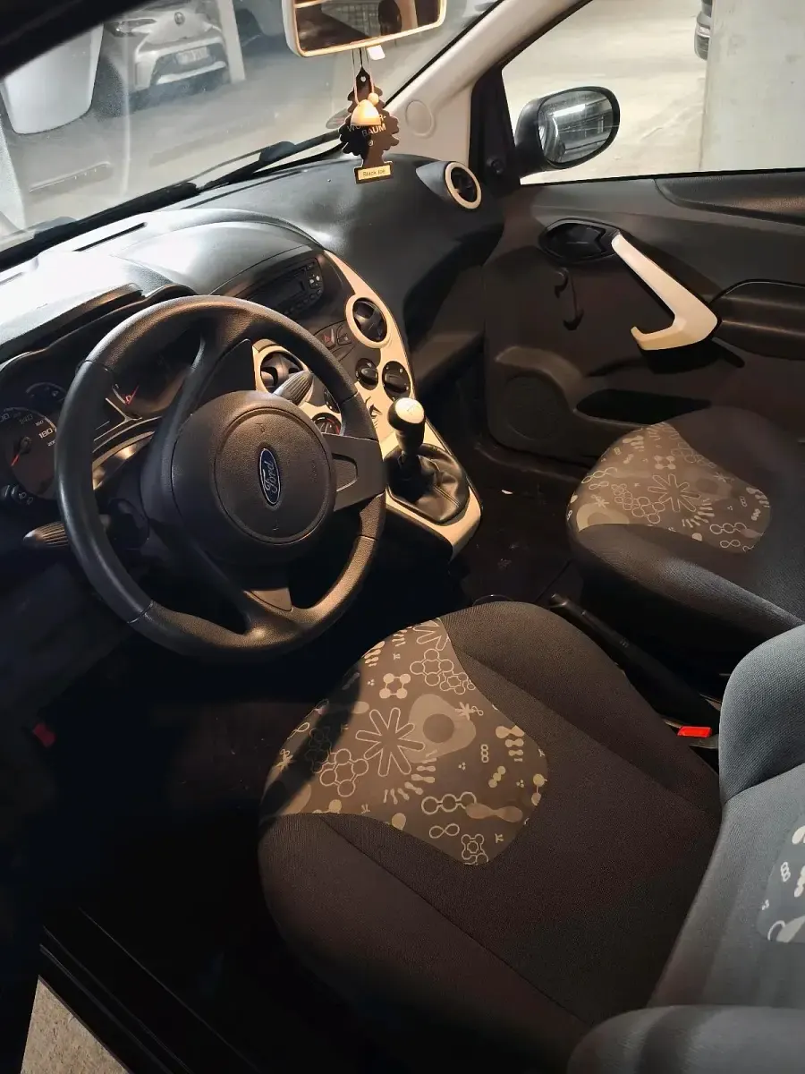 Usata Ford Ka 69 CV (50 kW) 2009 Nero Utilitaria