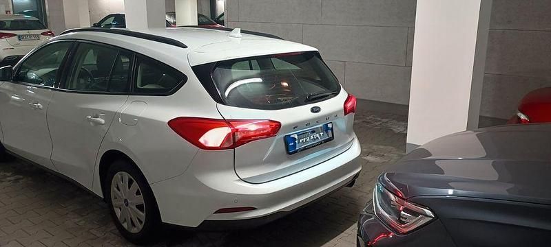 Gebraucht Ford Focus Trend 86 PS (63 kW) 2019 Weiß Limousine