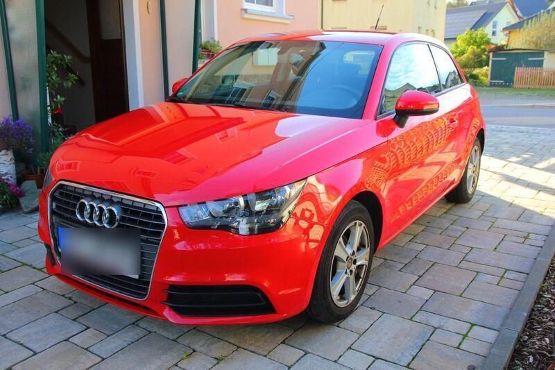 Rot Gebraucht 2010 Audi A1 Attraction Kleinwagen | 6.600 € (Fairer Preis) - Bild 1/4
