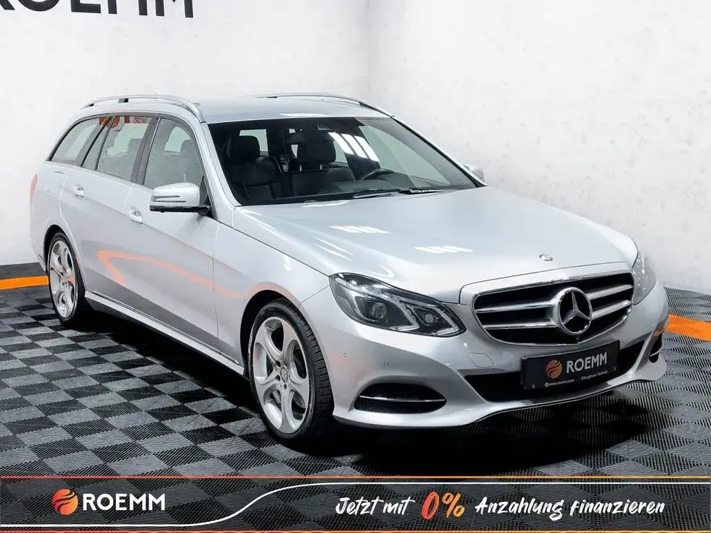 Gebraucht Mercedes E350 Avantgarde 258 PS (189 kW) 2015 Silber Kombi
