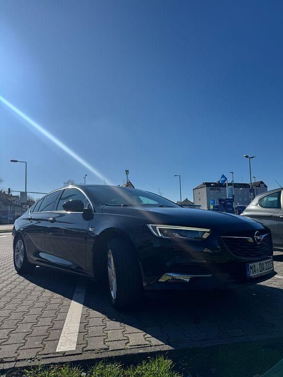 Gebraucht Opel Insignia Edition 165 PS (121 kW) 2017 Schwarz Limousine