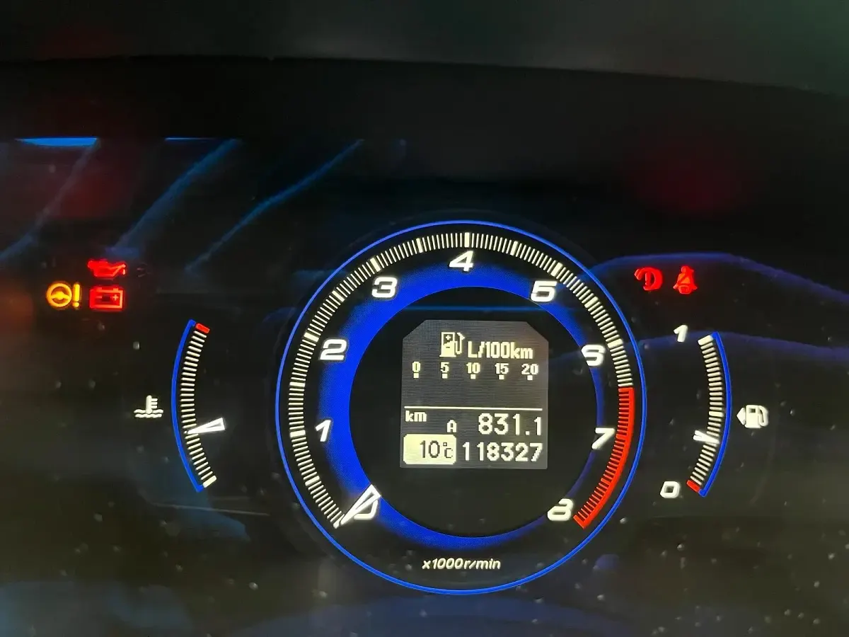 Gebraucht Honda Civic 100 PS (73 kW) 2010 Weiß Limousine
