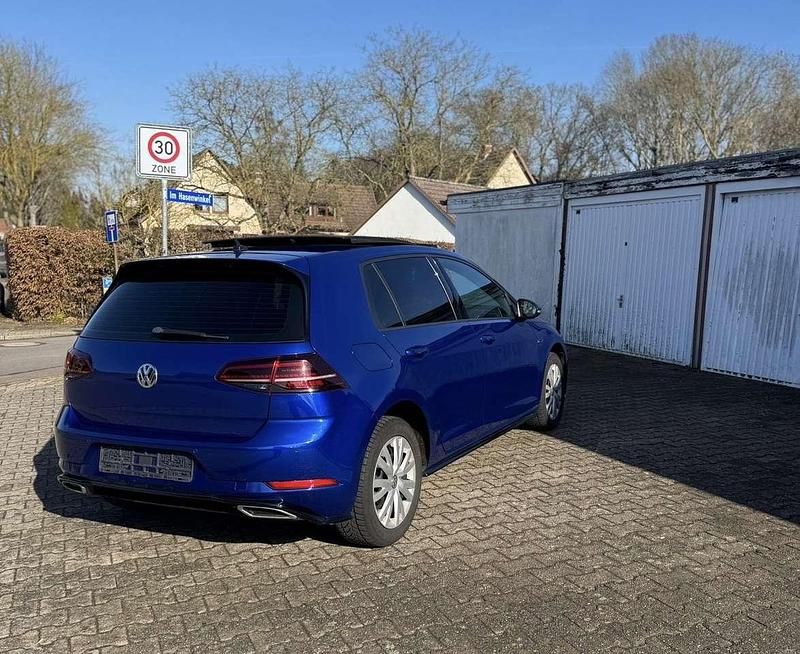 Gebraucht VW Golf VII R-line 116 PS (85 kW) 2019 Blau Limousine