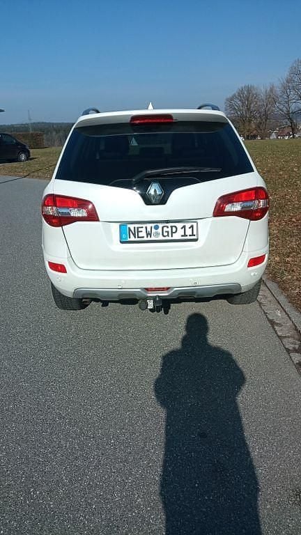 Gebraucht Renault Koleos Bose Edition 173 PS (127 kW) 2013 Weiß SUV