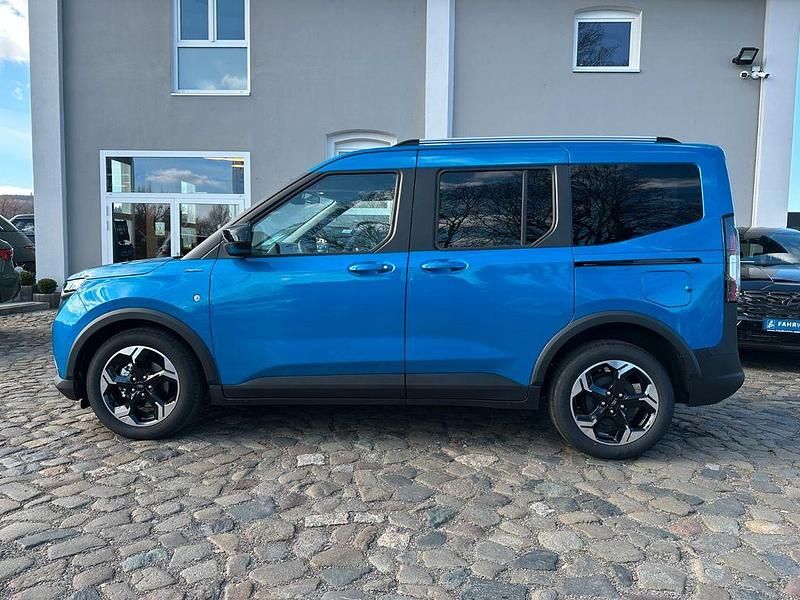 Neu Ford Tourneo Courier Active 125 PS (91 kW) 2026 Blau Van / Kleinbus