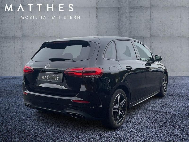 Gebraucht Mercedes B250e AMG 160 PS (117 kW) 2022 Schwarz Van / Kleinbus