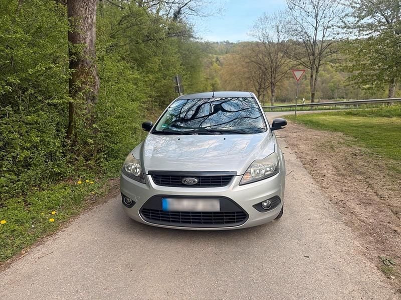 Second-hand Ford Focus 116 CP (85 kW) 2009 Argintiu Coupe