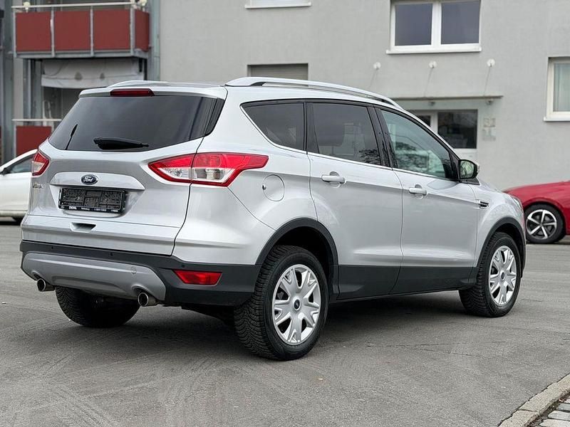 Gebraucht Ford Kuga Trend 182 PS (133 kW) 2013 Silber SUV